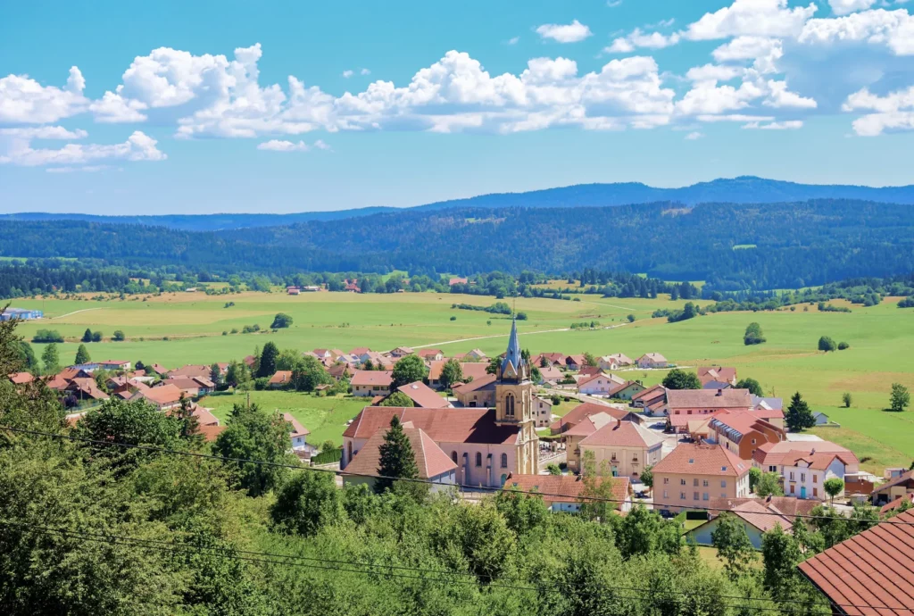 Gare de Gilley dans le Haut-Doubs sur la ligne des Horlogers